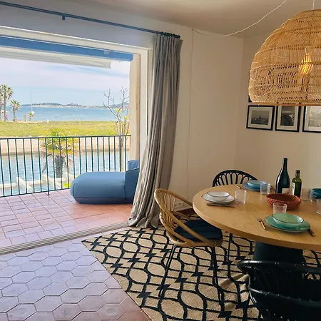 La Grand Appt Vue Apartment Grimaud